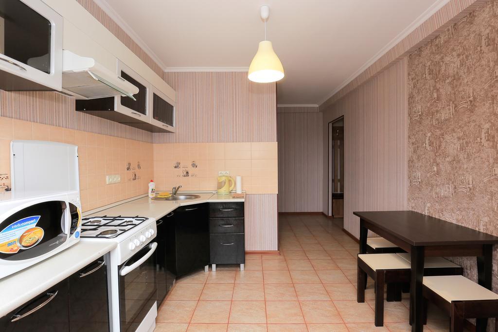 Apartment On Obolonskiy Prospect 12 Kiev Dış mekan fotoğraf